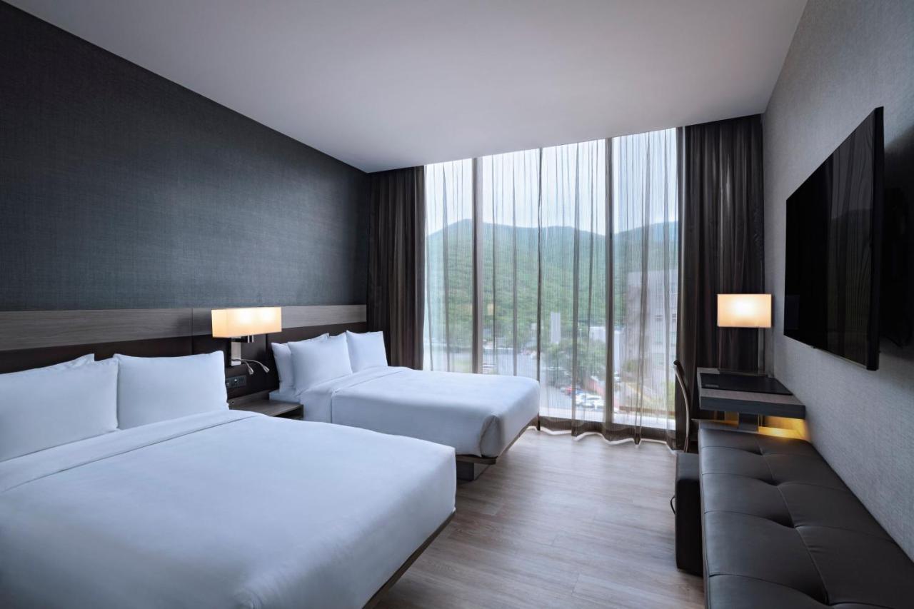 Ac Hotel By Marriott Monterrey Valle San Pedro Garza Garcia Экстерьер фото